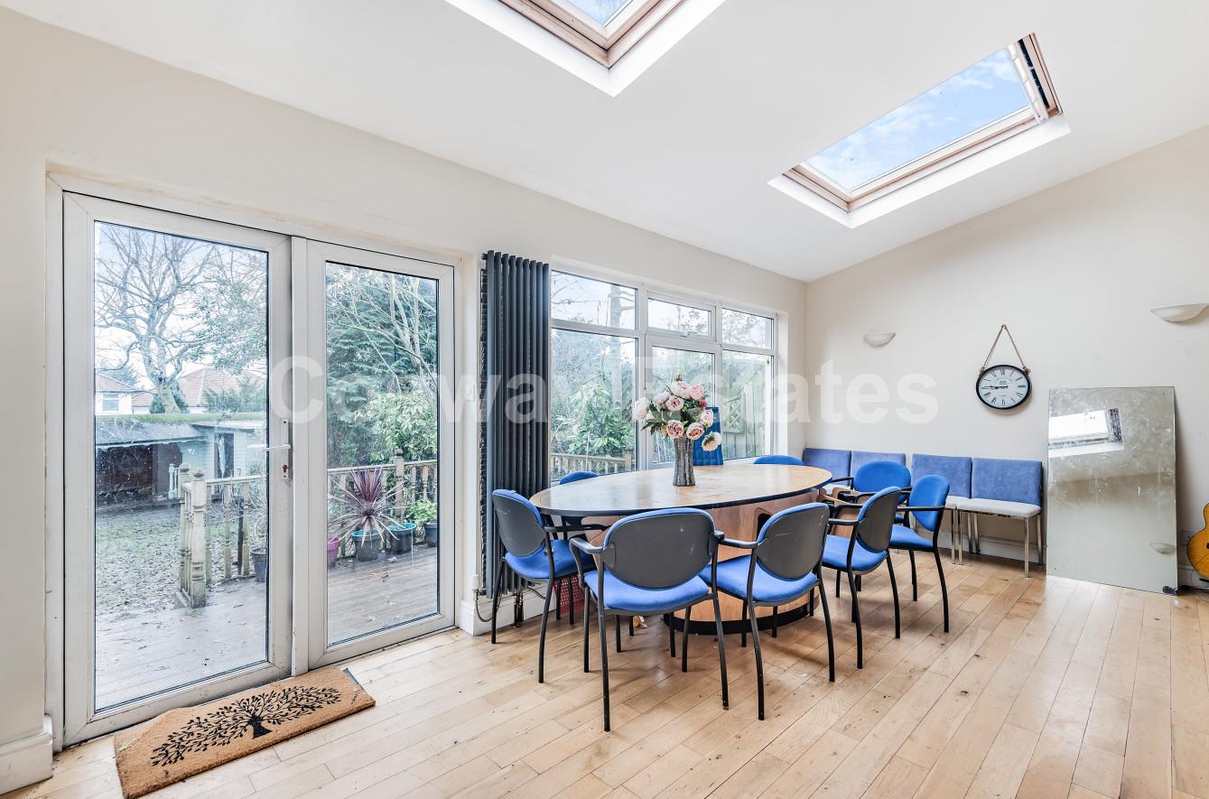 Fernside Avenue, Mill Hill